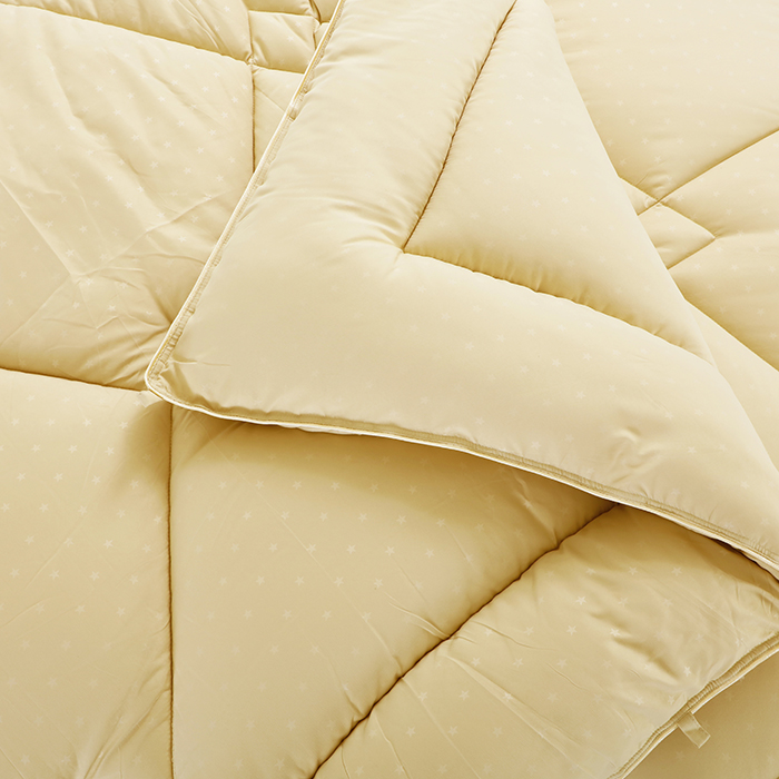 Luxury winter Comforter